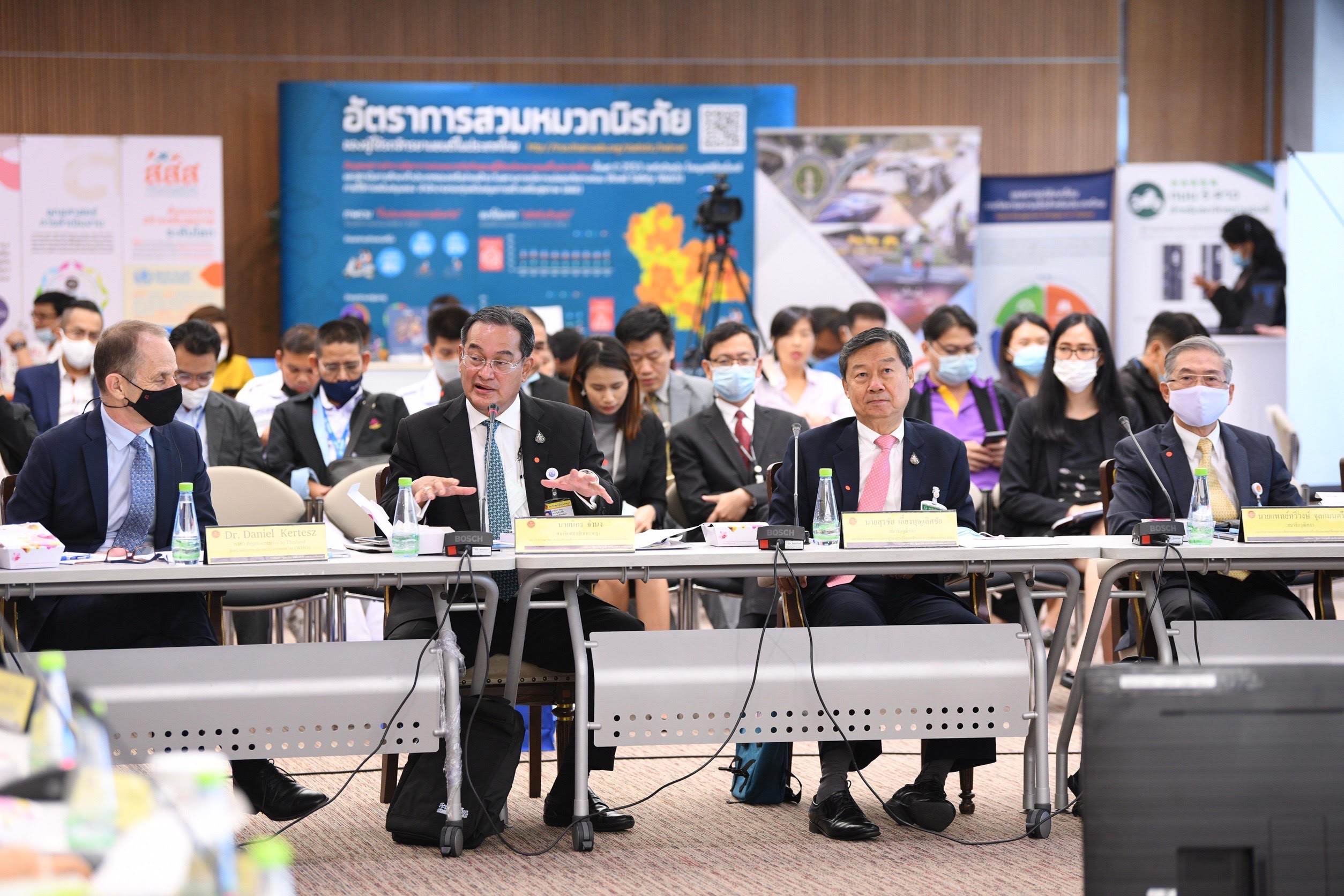 ThaiHealth joins hands with partners to reduce accidents and promote road safety thaihealth